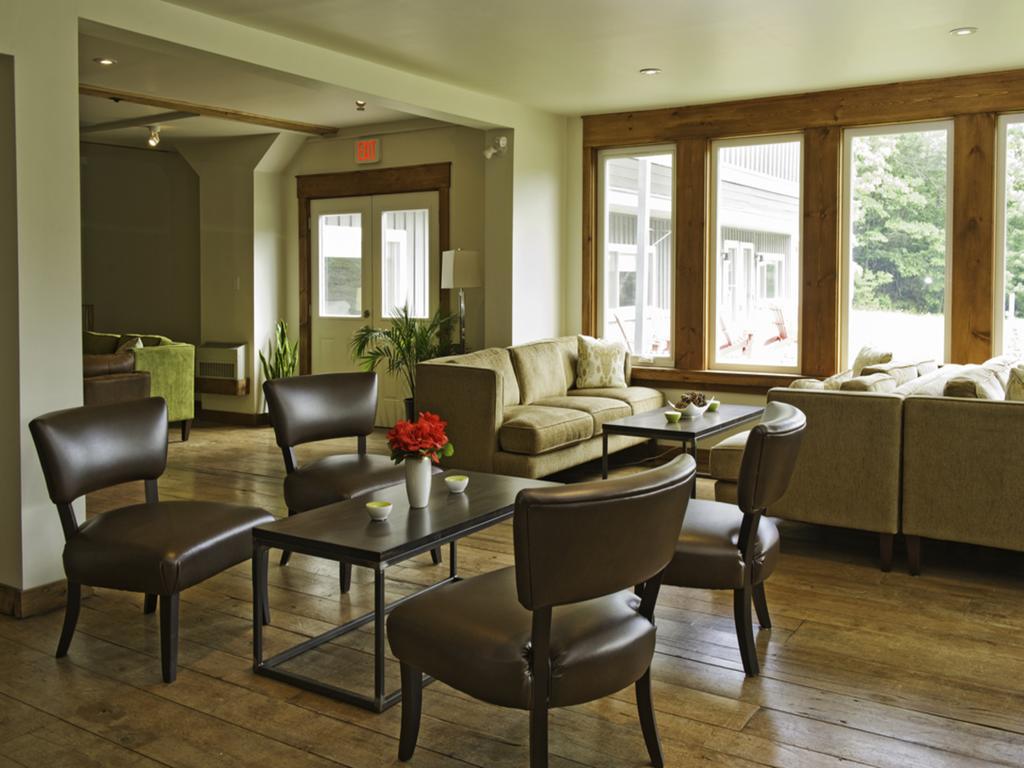 Pine Lodge Muskoka Huntsville Exteriör bild