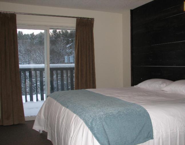 Pine Lodge Muskoka Huntsville Rum bild