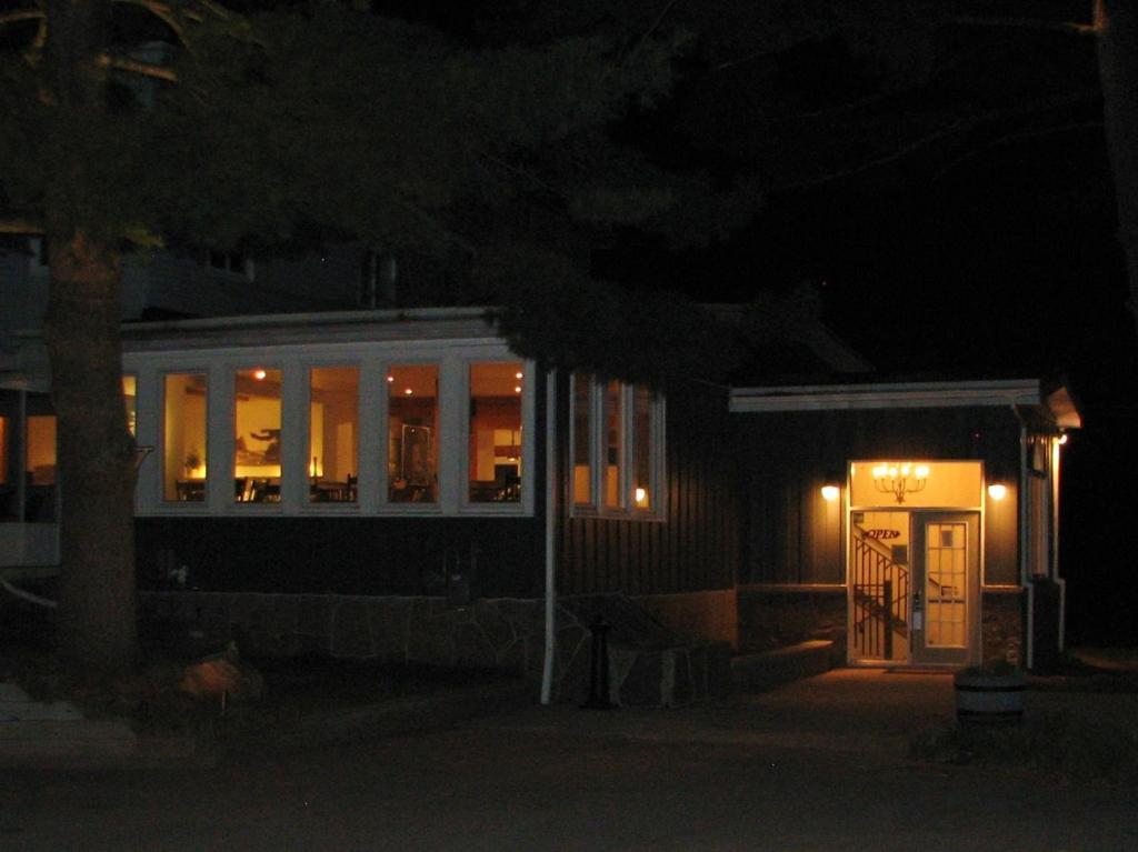 Pine Lodge Muskoka Huntsville Exteriör bild